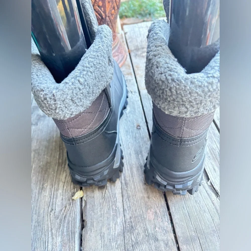Skechers Men's Relaxed Fit: Trekson - Wilder waterproof boots